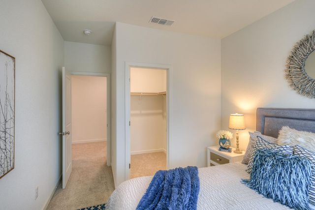 1404 Jim HInes, Olivehurst, CA 95961