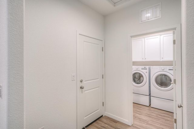 1404 Jim HInes, Olivehurst, CA 95961