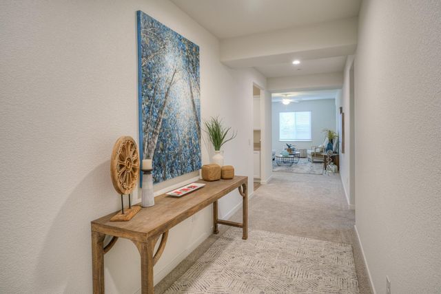 1404 Jim HInes, Olivehurst, CA 95961