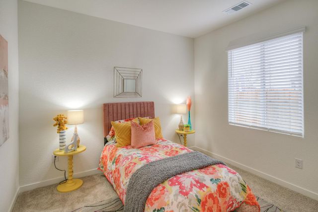 1404 Jim HInes, Olivehurst, CA 95961