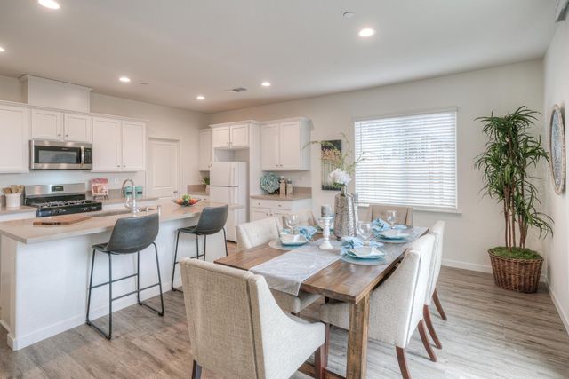 1404 Jim HInes, Olivehurst, CA 95961