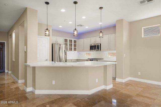 40744 N NOBLE HAWK Court, Anthem, AZ 85086
