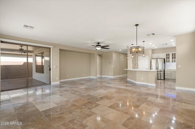 40744 N NOBLE HAWK Court, Anthem, AZ 85086