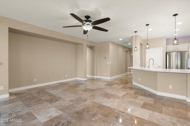 40744 N NOBLE HAWK Court, Anthem, AZ 85086