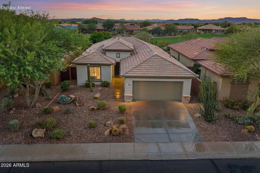 40744 N NOBLE HAWK Court, Anthem, AZ 85086