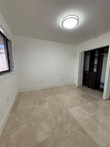 8881 SW 28th St 0, Miami, FL 33165