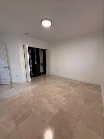 8881 SW 28th St 0, Miami, FL 33165