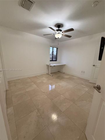 8881 SW 28th St 0, Miami, FL 33165