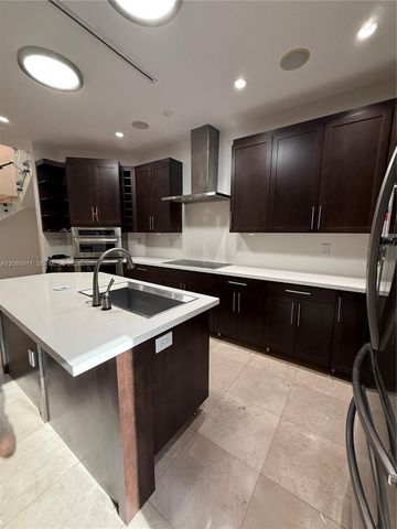 8881 SW 28th St 0, Miami, FL 33165