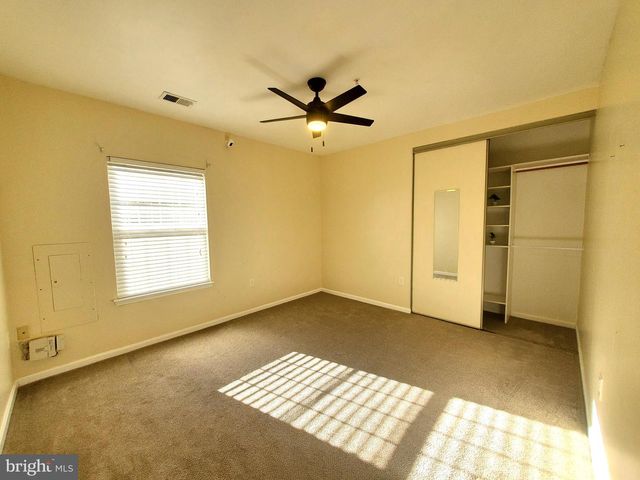 2433 WENTWORTH DR, Crofton, MD 21114