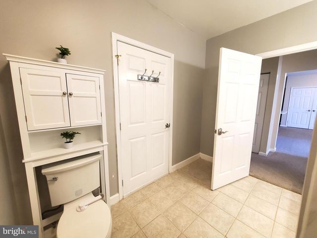 2433 WENTWORTH DR, Crofton, MD 21114