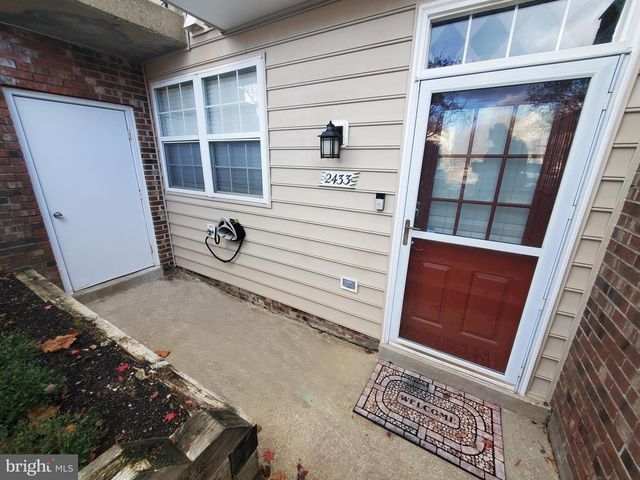 2433 WENTWORTH DR, Crofton, MD 21114