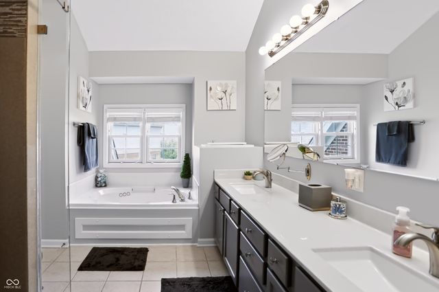 11824 Latrobe Court, Fishers, IN 46037