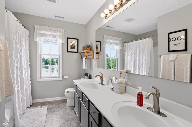 11824 Latrobe Court, Fishers, IN 46037