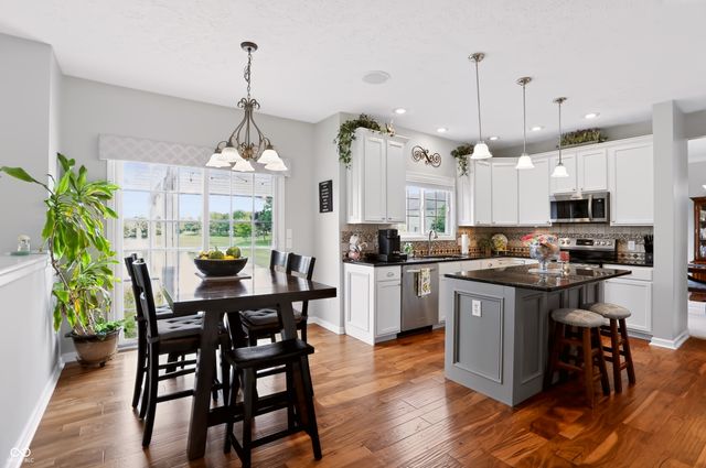 11824 Latrobe Court, Fishers, IN 46037