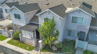 820 W Compton 20, Compton, CA 90220