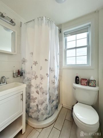 104 Thompson Street, Raritan, NJ 08869