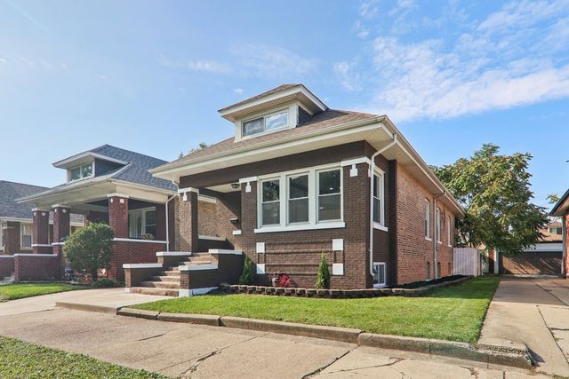 8032 S Carpenter Street, Chicago, IL 60620