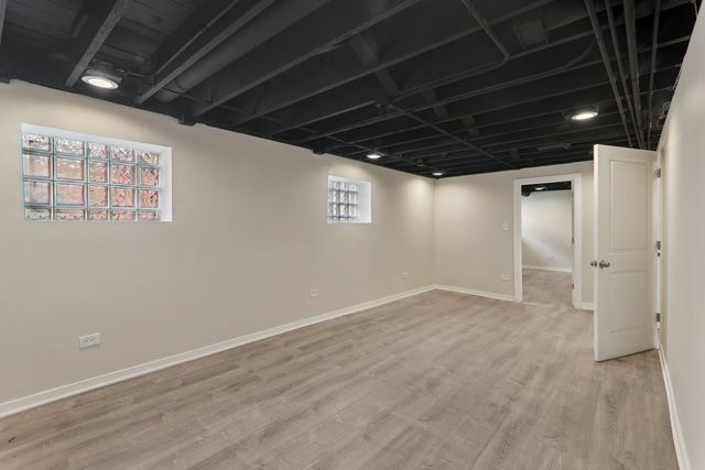 8032 S Carpenter Street, Chicago, IL 60620