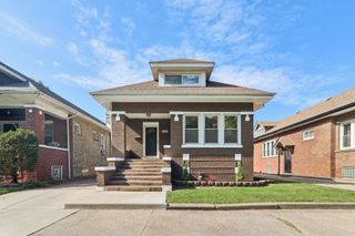 8032 S Carpenter Street, Chicago, IL 60620