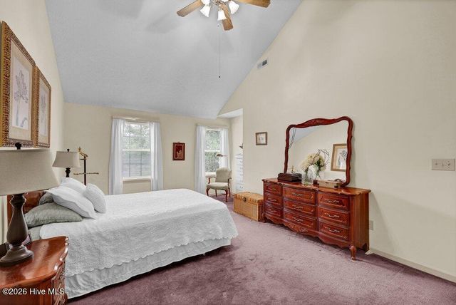 6608 Shire Lane, Wilmington, NC 28411
