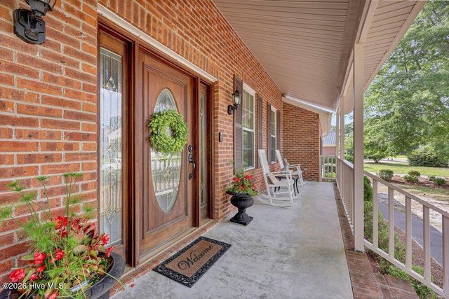 6608 Shire Lane, Wilmington, NC 28411
