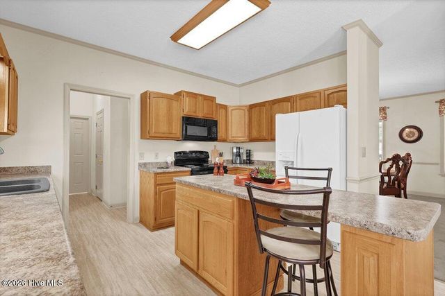 6608 Shire Lane, Wilmington, NC 28411