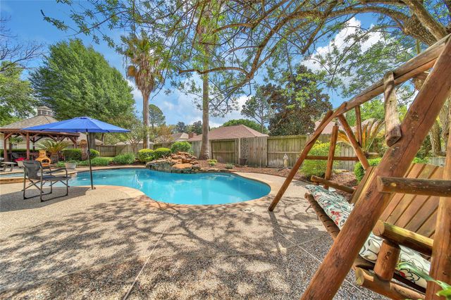 18107 Mallard Estates Court, Cypress, TX 77429