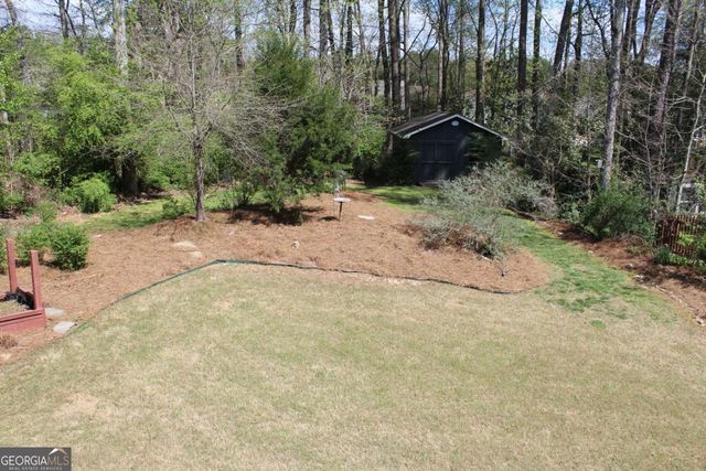 5294 Autumn Run Drive, Powder Springs, GA 30127