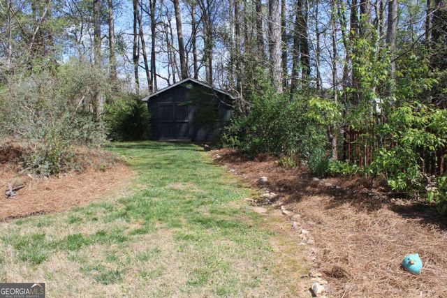 5294 Autumn Run Drive, Powder Springs, GA 30127