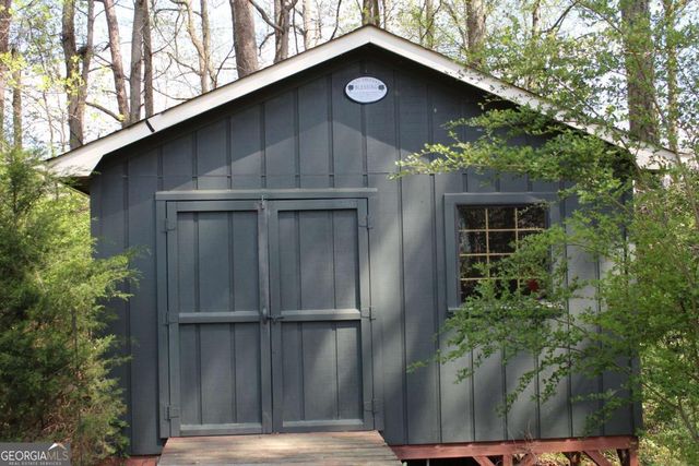 5294 Autumn Run Drive, Powder Springs, GA 30127