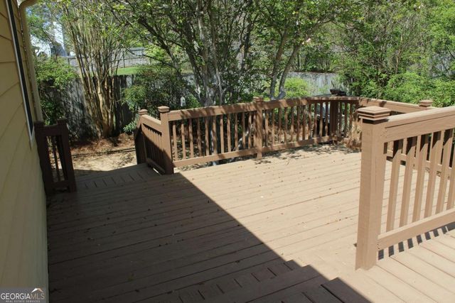 5294 Autumn Run Drive, Powder Springs, GA 30127