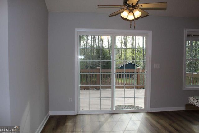 5294 Autumn Run Drive, Powder Springs, GA 30127