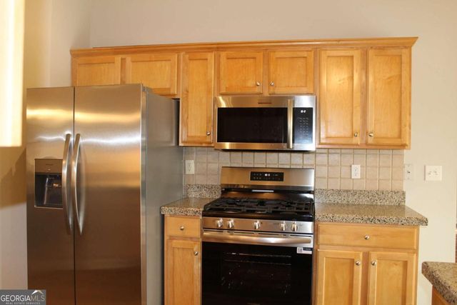 5294 Autumn Run Drive, Powder Springs, GA 30127