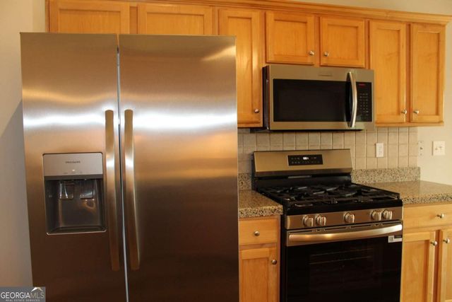 5294 Autumn Run Drive, Powder Springs, GA 30127