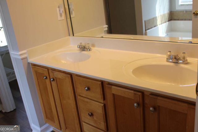 5294 Autumn Run Drive, Powder Springs, GA 30127