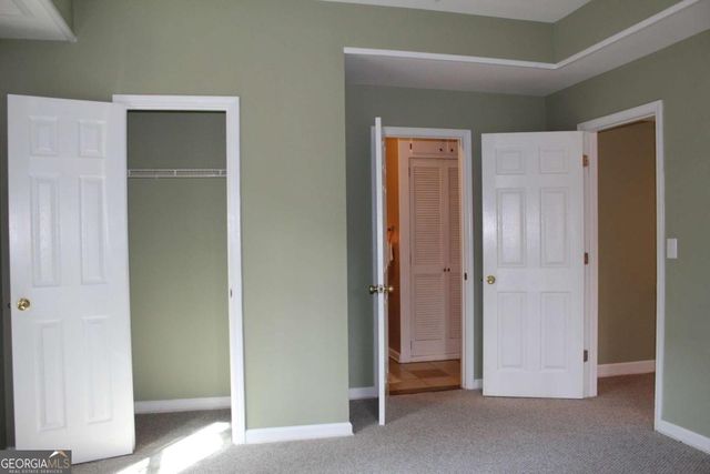 5294 Autumn Run Drive, Powder Springs, GA 30127