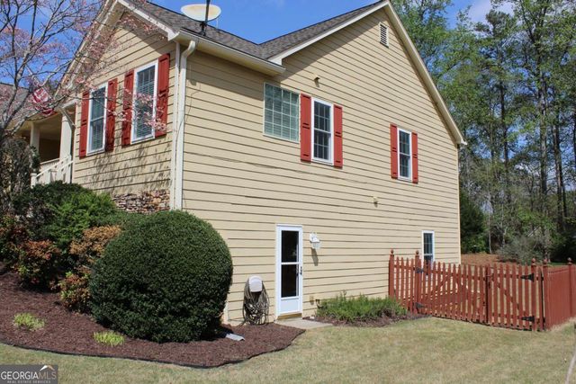 5294 Autumn Run Drive, Powder Springs, GA 30127