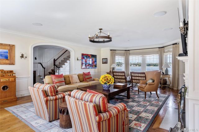 75 Cove Neck Road, Cove Neck, NY 11771