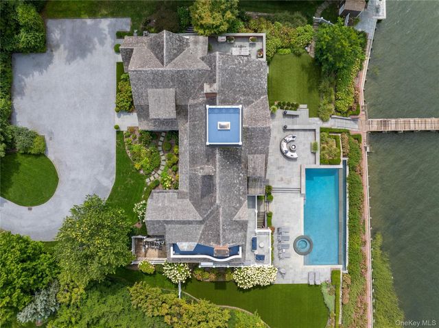 75 Cove Neck Road, Cove Neck, NY 11771