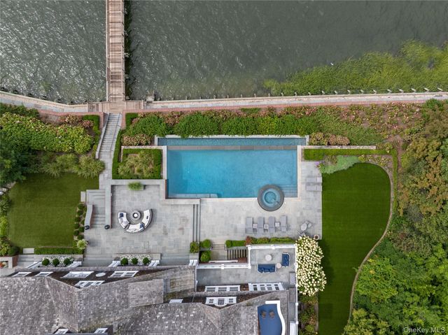 75 Cove Neck Road, Cove Neck, NY 11771