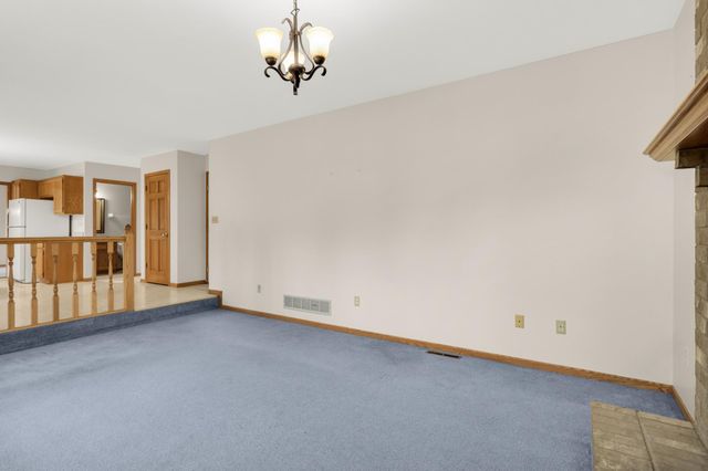 1414 Corral Lane, Woodbury, MN 55125