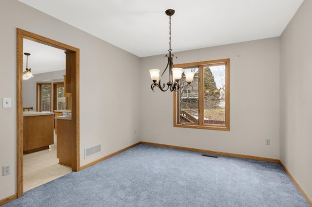 1414 Corral Lane, Woodbury, MN 55125