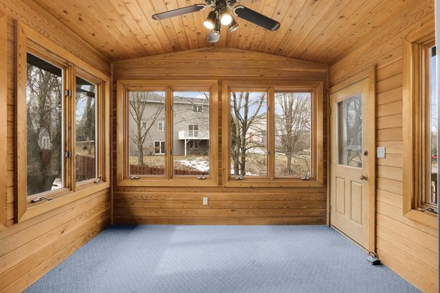 1414 Corral Lane, Woodbury, MN 55125