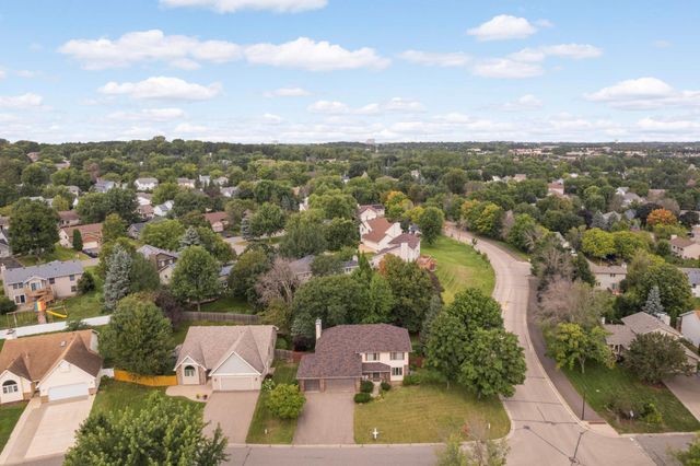 1414 Corral Lane, Woodbury, MN 55125