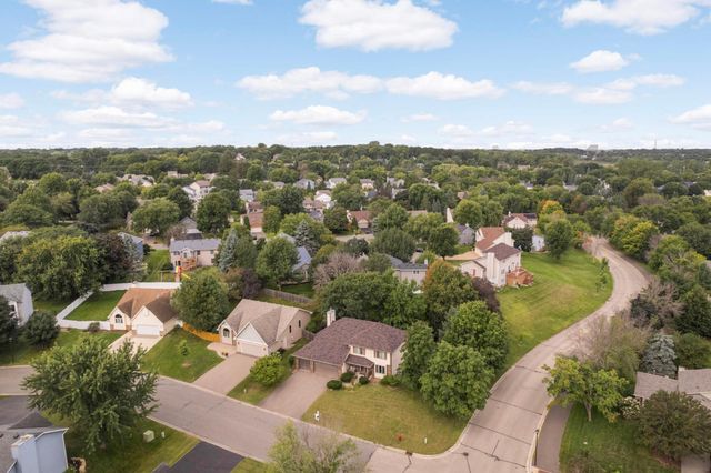 1414 Corral Lane, Woodbury, MN 55125