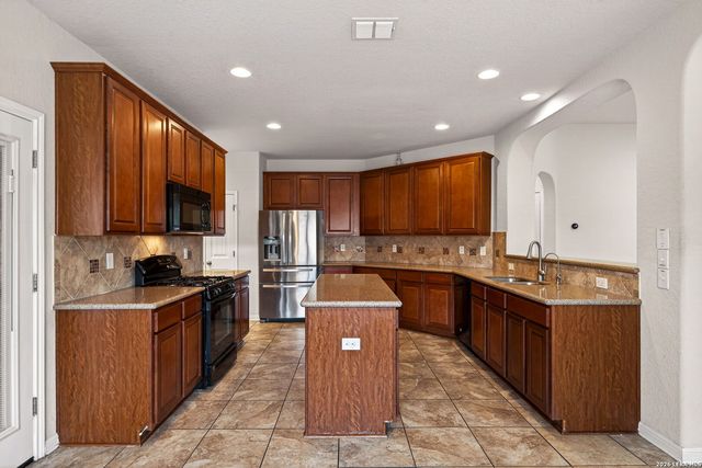 12303 Wagon Boss, San Antonio, TX 78254