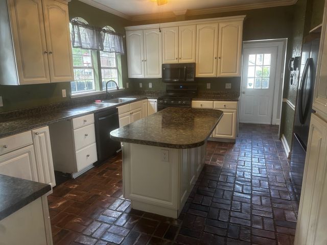 552 Ockley Drive, Shreveport, LA 71106