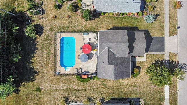 1530 Carmel Drive 1530 Carmel Drive, Marysville, OH 43040