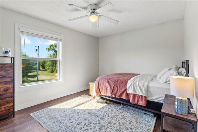 1530 Carmel Drive 1530 Carmel Drive, Marysville, OH 43040